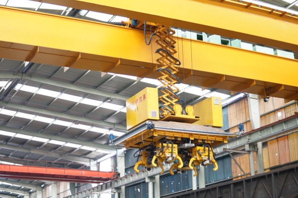 火車(chē)噸袋全自動(dòng)裝車(chē)機(jī)